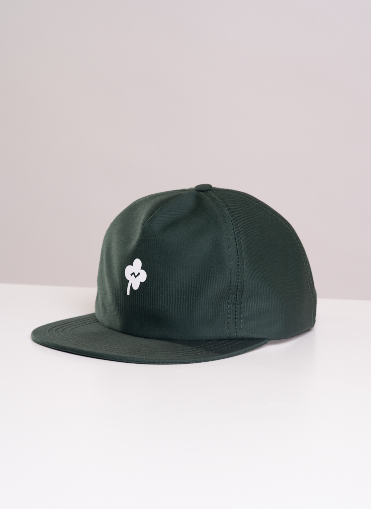 Decontructed Hat Gabardina verde botella